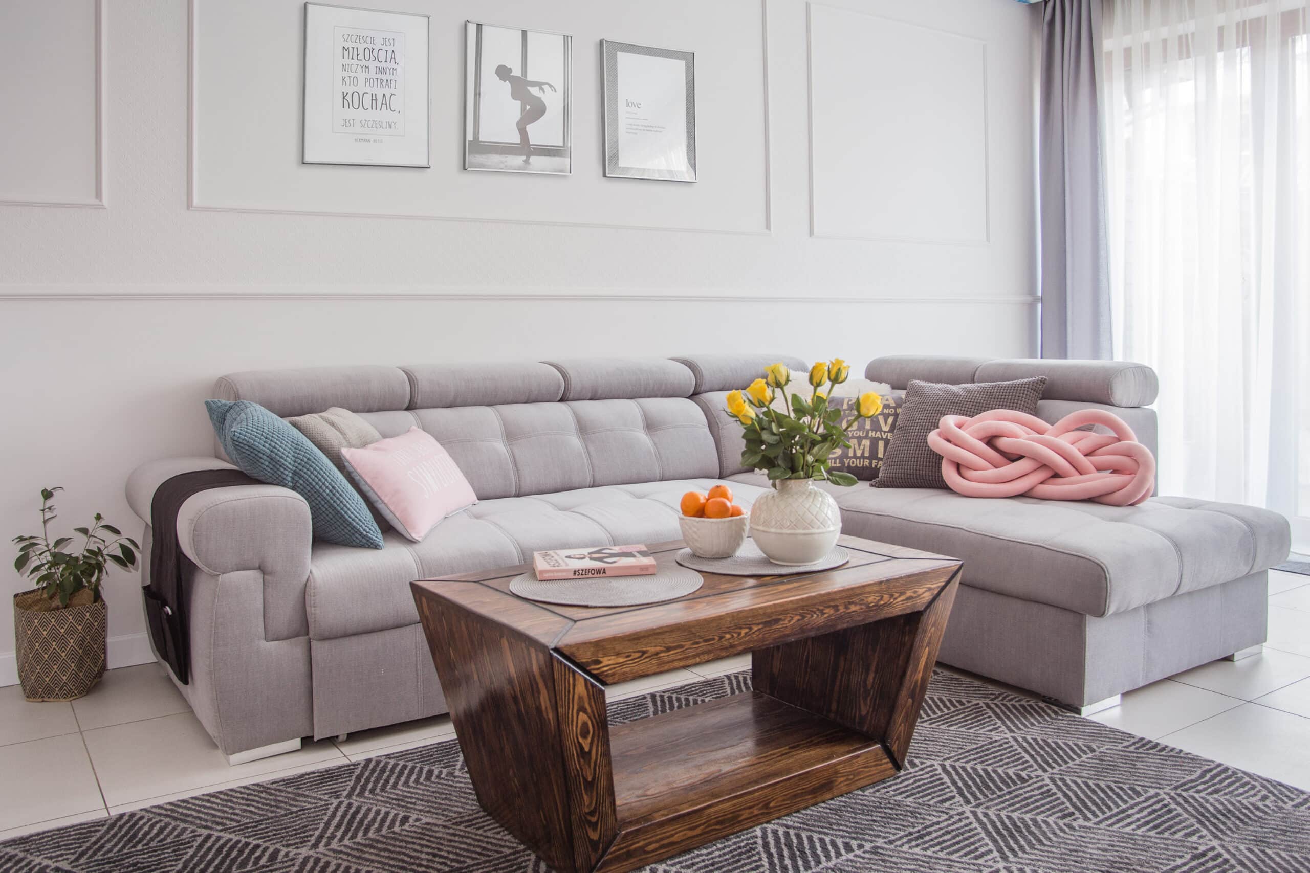 Canapea sau colțar- Alegerea perfectă pentru confortul și stilul tău