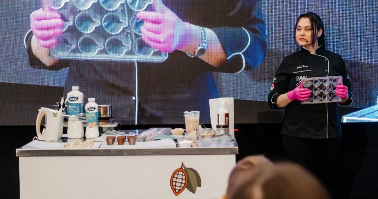 cover chocolate saga